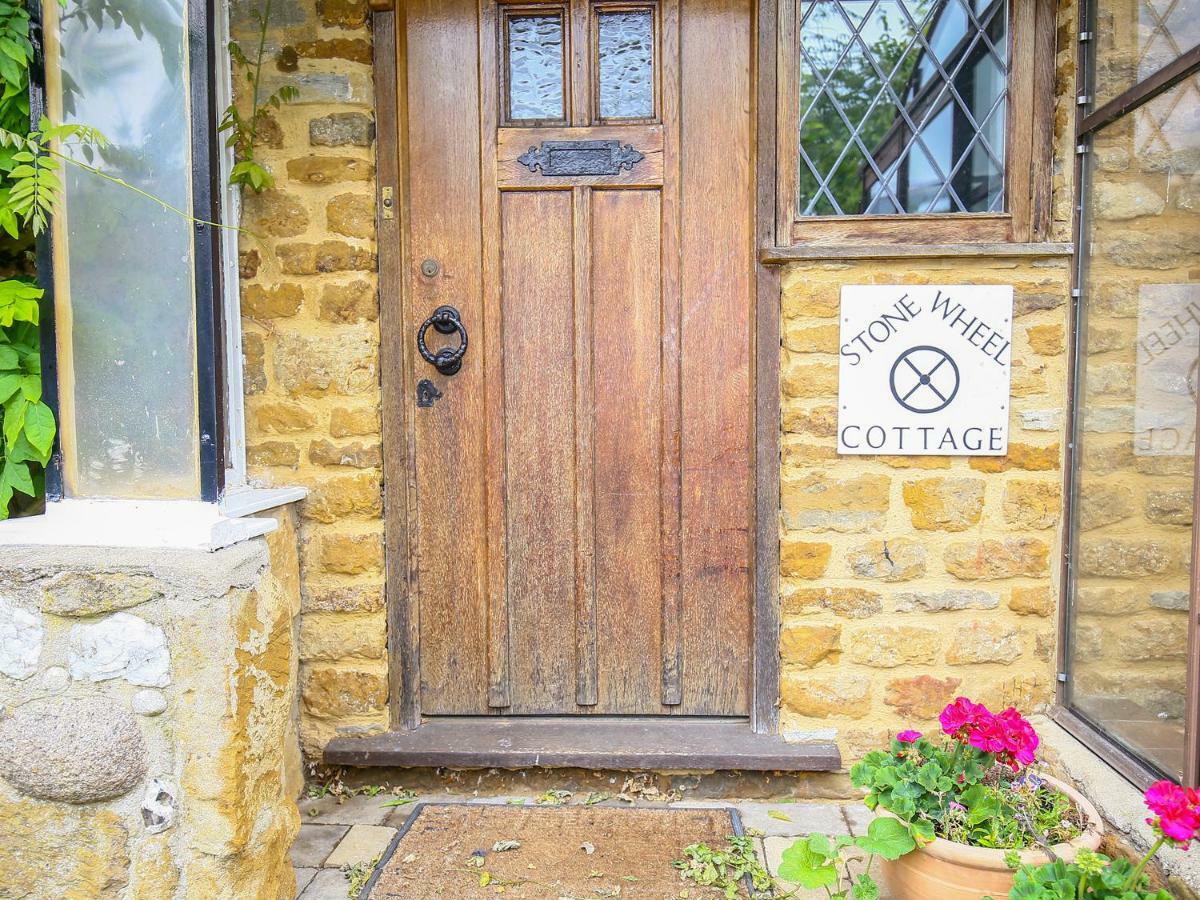 Stone Wheel Cottage Hook Norton Eksteriør bilde